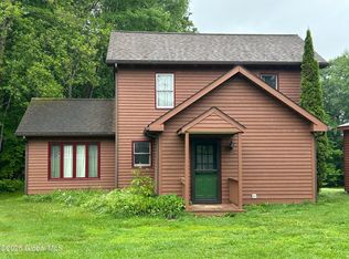 11 Ridgecrest Way, Whitehall, NY 12887