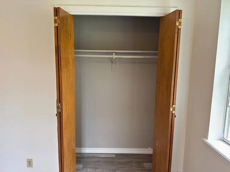 5507 Hooper Dr — Photo 22