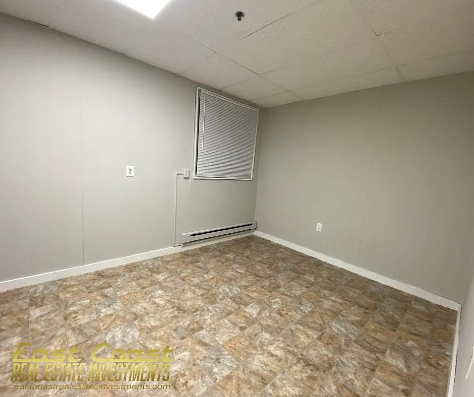 1 bed, 400 sqft, $1,100 — Photo 4
