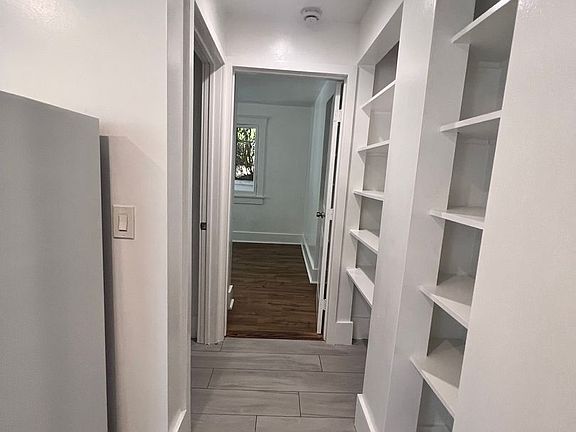 5th image of 2436 Echo Park Ave #3