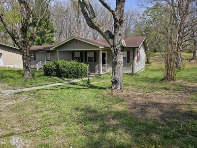 1009 Roysden Rd, Jamestown, TN, 38556