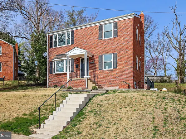 2324 Saint Clair Dr, Temple Hills, MD 20748