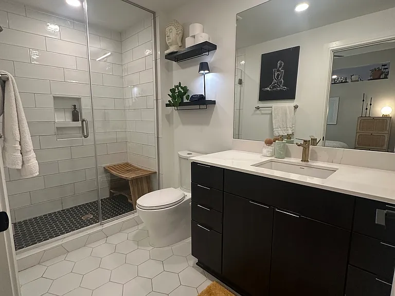 615 Peace St #405 — Photo 4