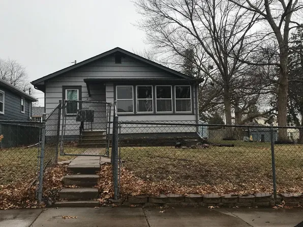 2236 Bush Ave E, Saint Paul, MN 55119