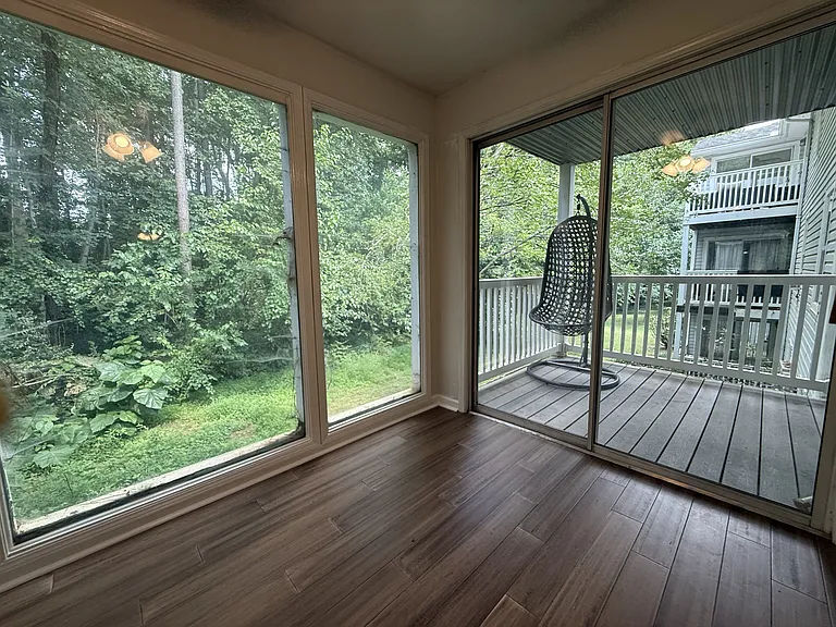 1802 Augusta Dr #1802 — Photo 2