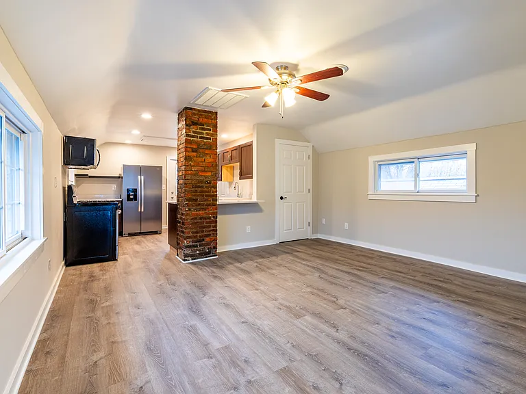 908 Fruit Ave #UP — Photo 12
