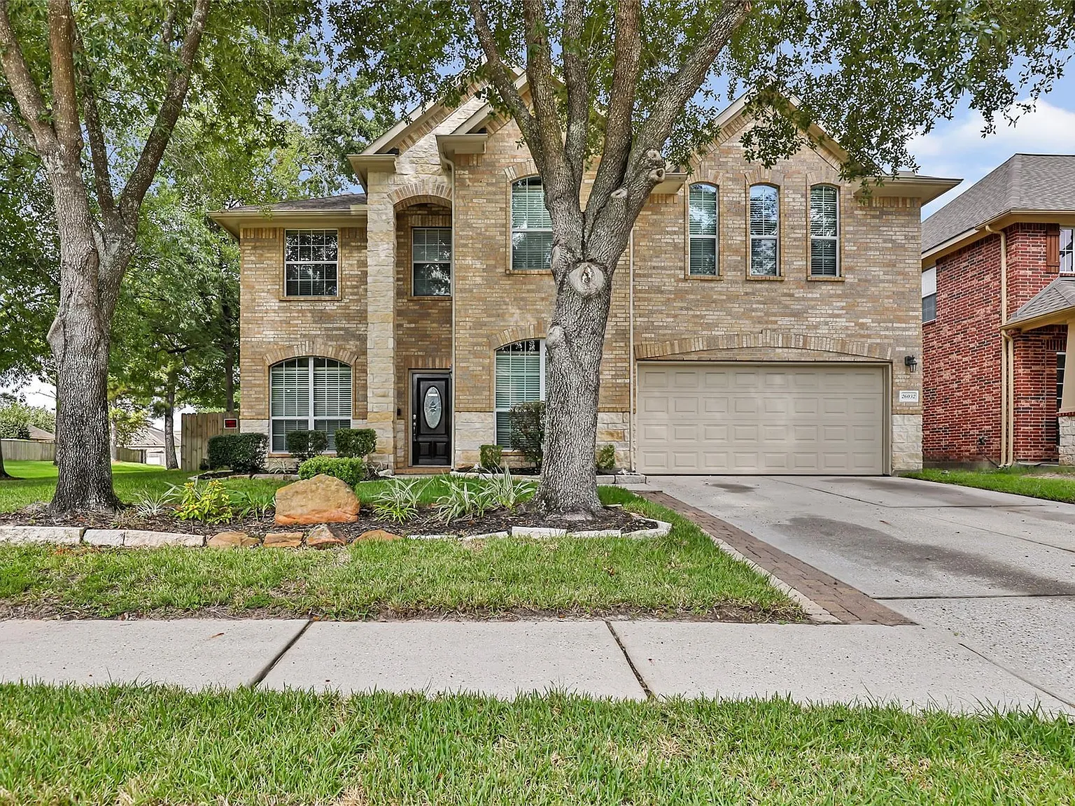 4 bed, 3.5 bath, 3147 sqft, $2,700 — Photo 1
