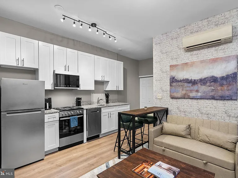 59 Rhode Island Ave NW #2 — Photo 9
