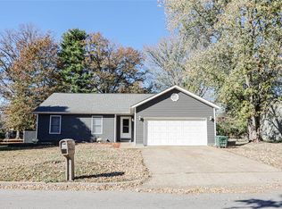 105 Greentree Rd, Rolla, MO 65401