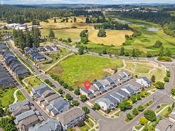 2nd image of 10969 SW Verdun Loop