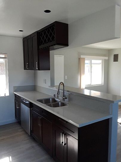 1st image of 1928 S Mariposa Ave #11275581
