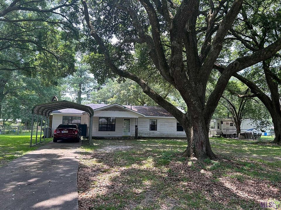 1st image of 2220 N Magnolia Dr