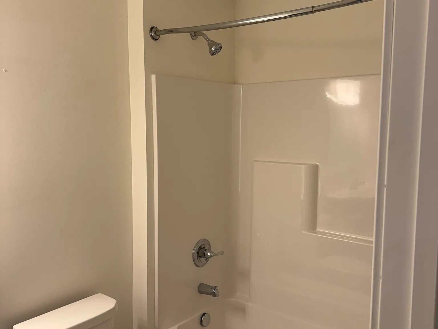 749 Mount Curve Blvd — Photo 4