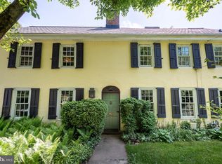 38 Old Lancaster Rd, Devon, PA 19333