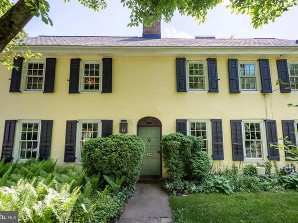 38 Old Lancaster Rd, Devon, PA 19333