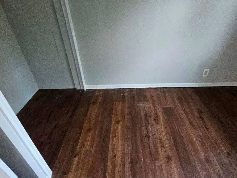 8497 Golden Valley Dr — Photo 5