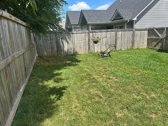 5th image of 127 Bill Perkins Ln