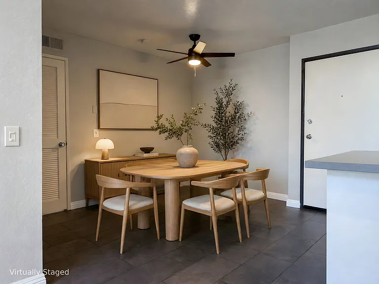 Laurel Canyon Place — Photo 7