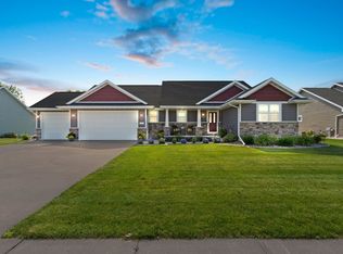 1601 Spencers Xing, Green Bay, WI 54313