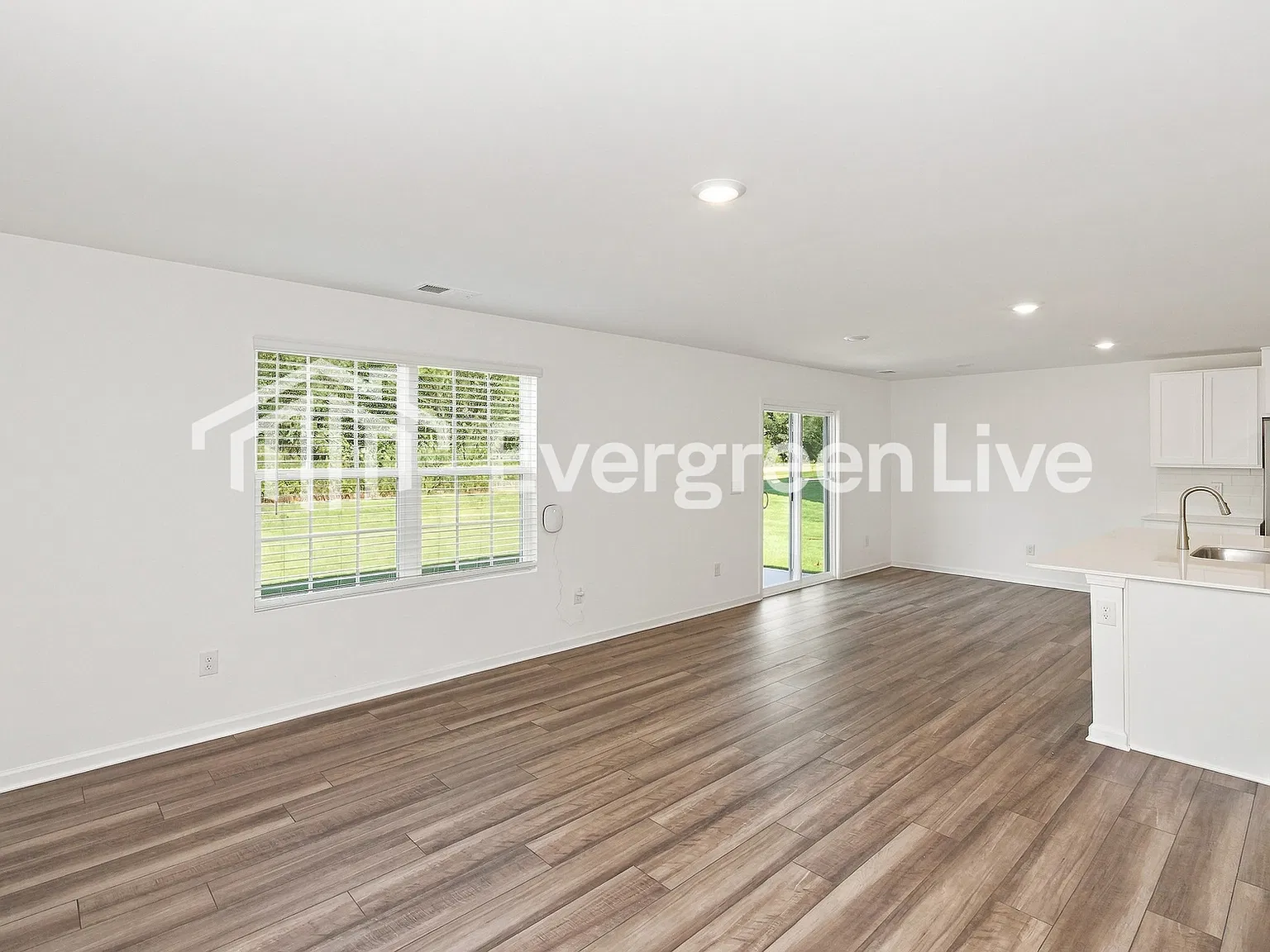 3 bed, 2.5 bath, 1665 sqft, $1,750 — Photo 3