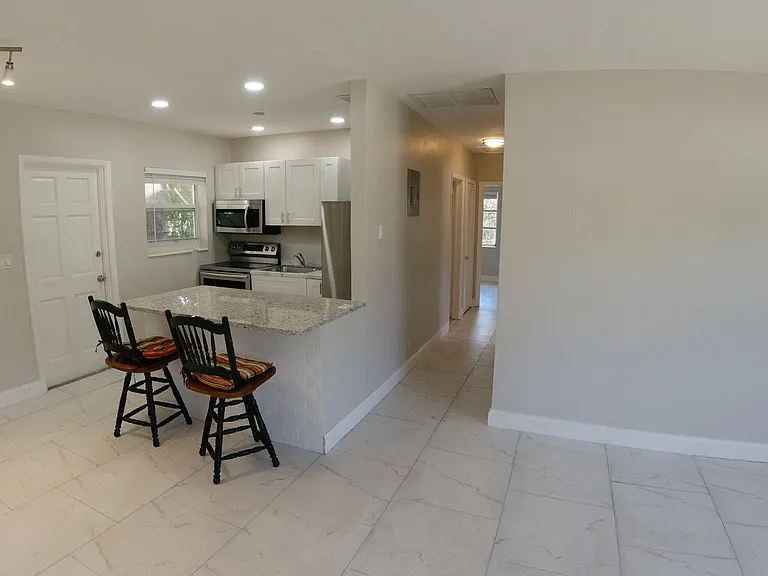 2119 Northridge Rd — Photo 7