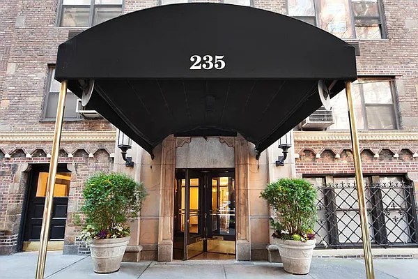 Sold by Town Residential | media 22