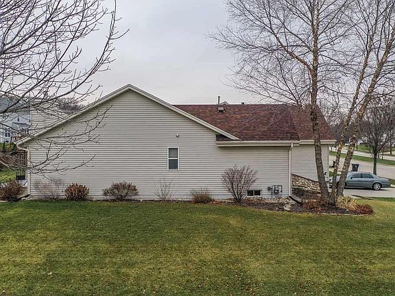 2nd image of 2402 N University Dr