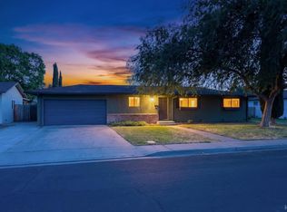 161 W Spring Ln, Lemoore, CA 93245