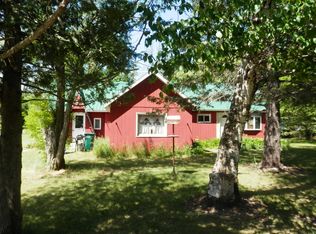 9318 Sandtown Rd, Engadine, MI 49827