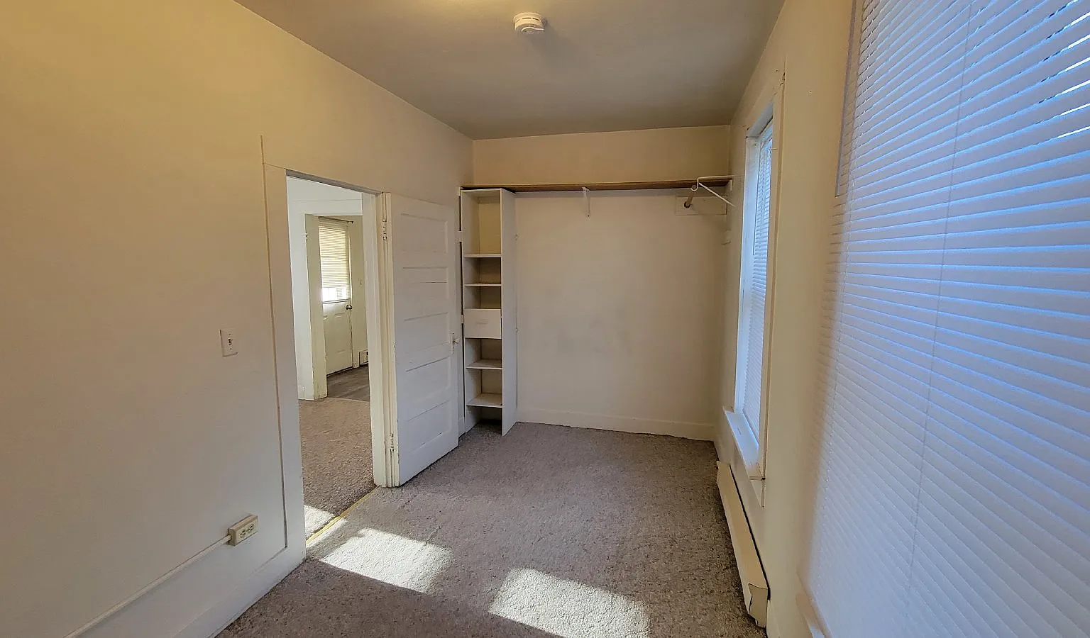 1 bed, 1.0 bath, $795 — Photo 2