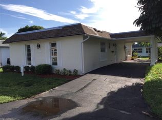 38 Knights Bridge Rd #A-42, Naples, FL 34112