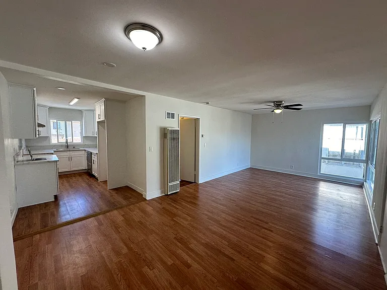 4016 Palmwood Dr — Photo 4
