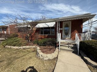 20017 California St, Saint Clair Shores, MI
