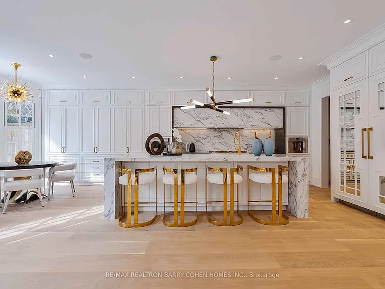 230 Dunvegan Rd — Photo 17
