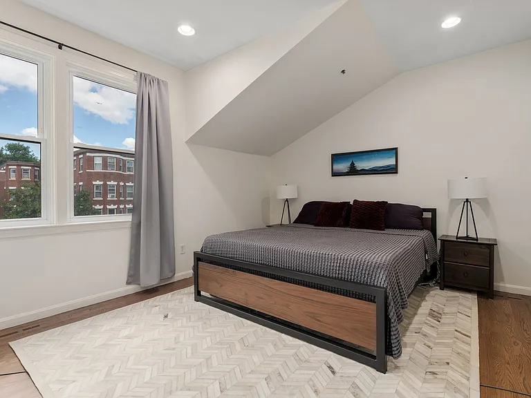 112 Highland Ave #H — Photo 6