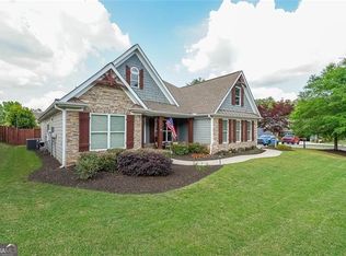 17 Lexington Ct, Dallas, GA 30157