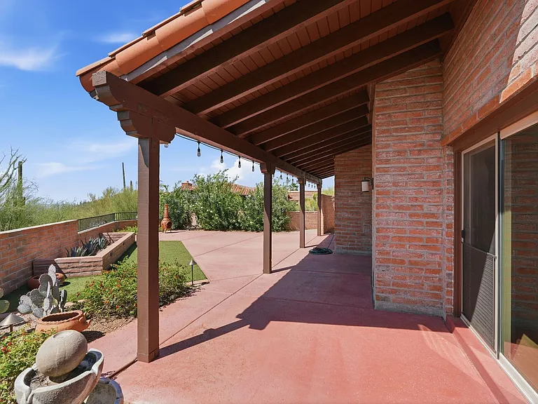 4380 N Camino De Carrillo — Photo 4