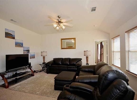 4th image of 747 Cedar Cove Dr