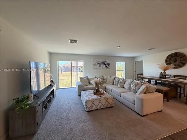 1724 NW 11th Pl, Cape Coral, FL 33993