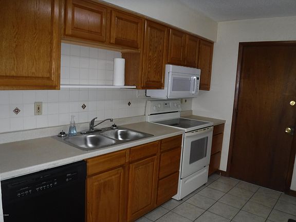 4th image of 301 Grant St APT A