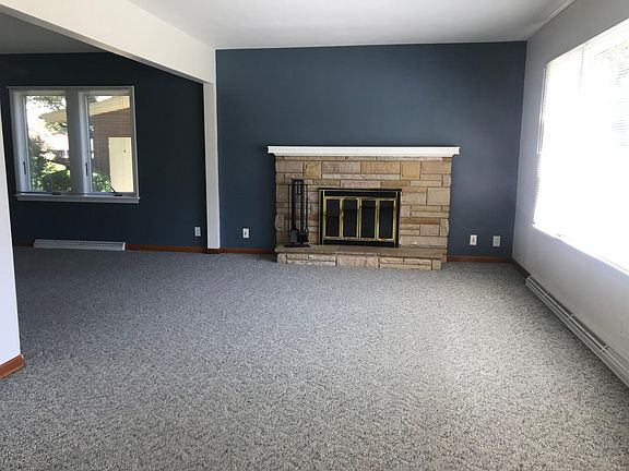 5th image of 638 Brookside Ave