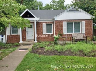 629 19th St S, Arlington, VA 22202