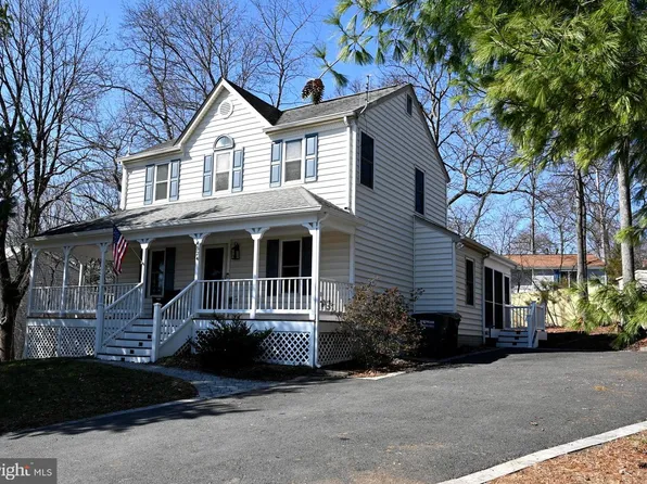 4524 Samuels Pine Rd, Chantilly, VA 20151