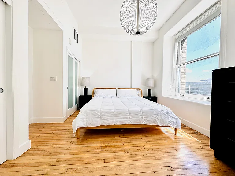 HWH Luxury Living — Photo 61