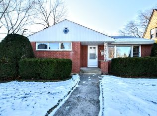 1407 Argonne Dr, North Chicago, IL