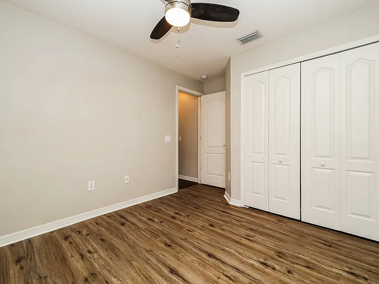7002 Crown Lake Dr — Photo 14