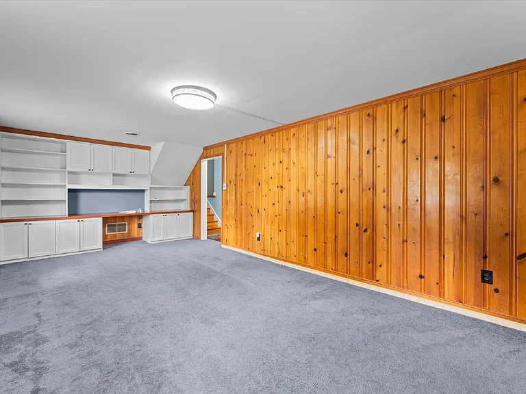 2220 Lauderdale Dr — Photo 23