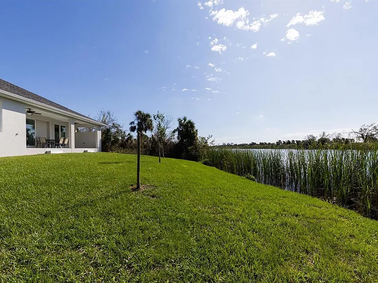 13305 Longville Ave — Photo 29