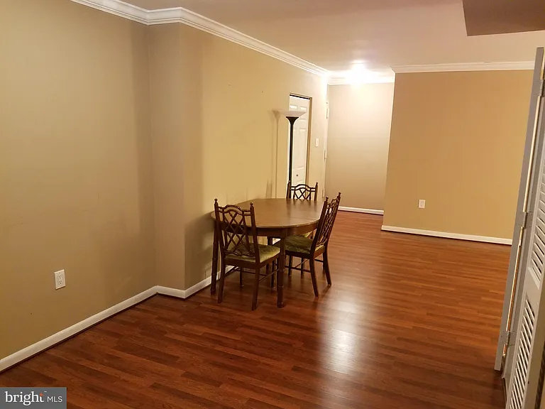 134 Roberts Ln #402 — Photo 7