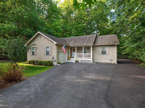 13 Starboard Ct, Ocean Pines, MD 21811